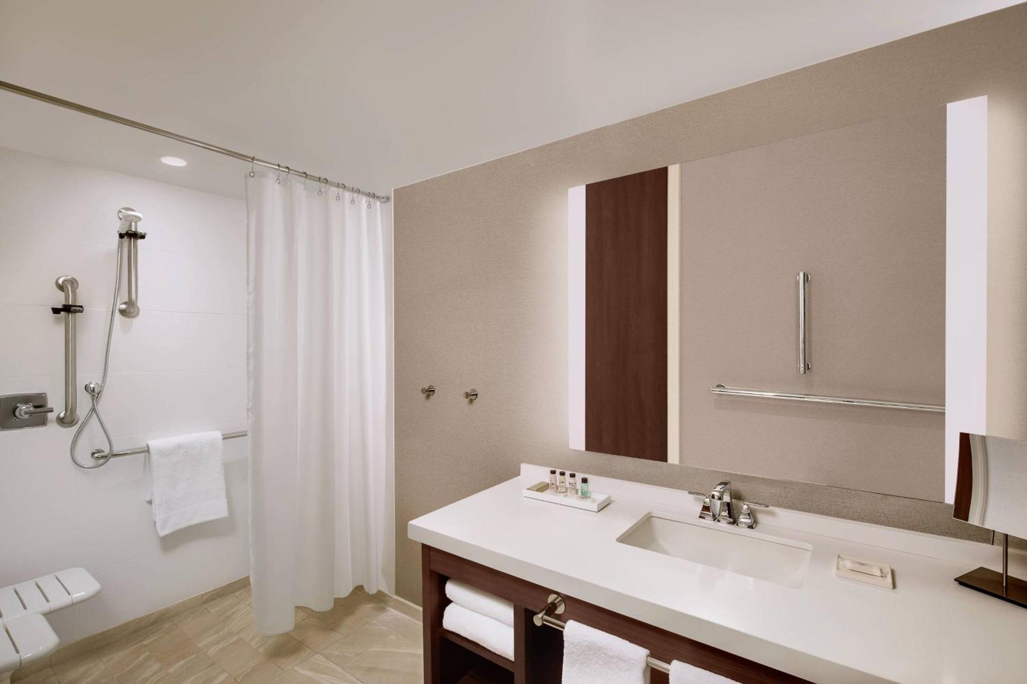 Marriott Dallas Allen Hotel&Convention Center Esterno foto